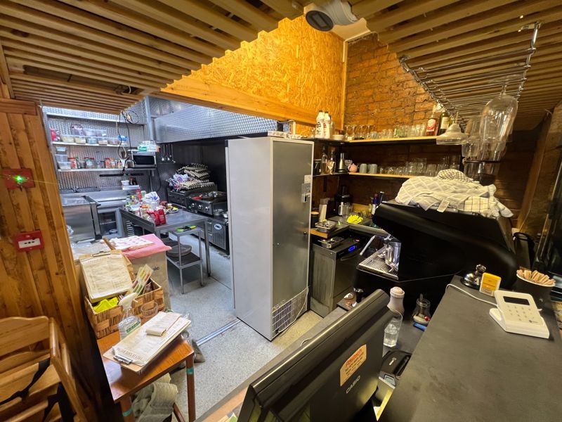 Photo 5- click for photo gallery